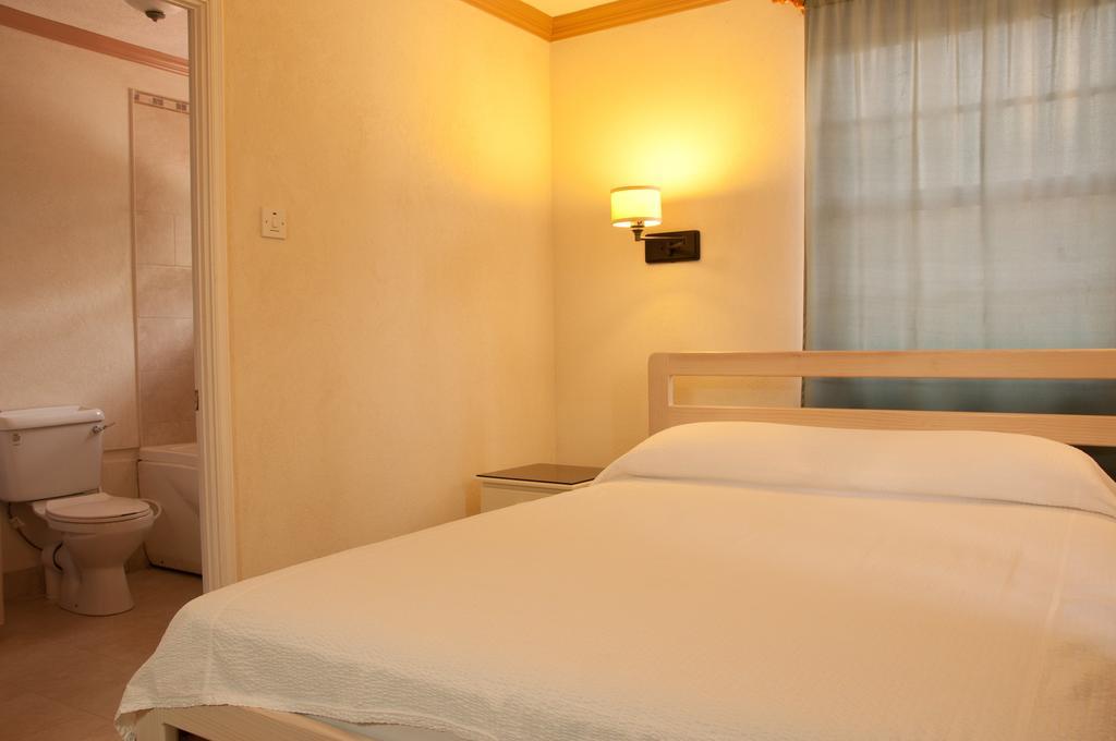 Sandy Bliss Condominiums سانت جيمس الغرفة الصورة